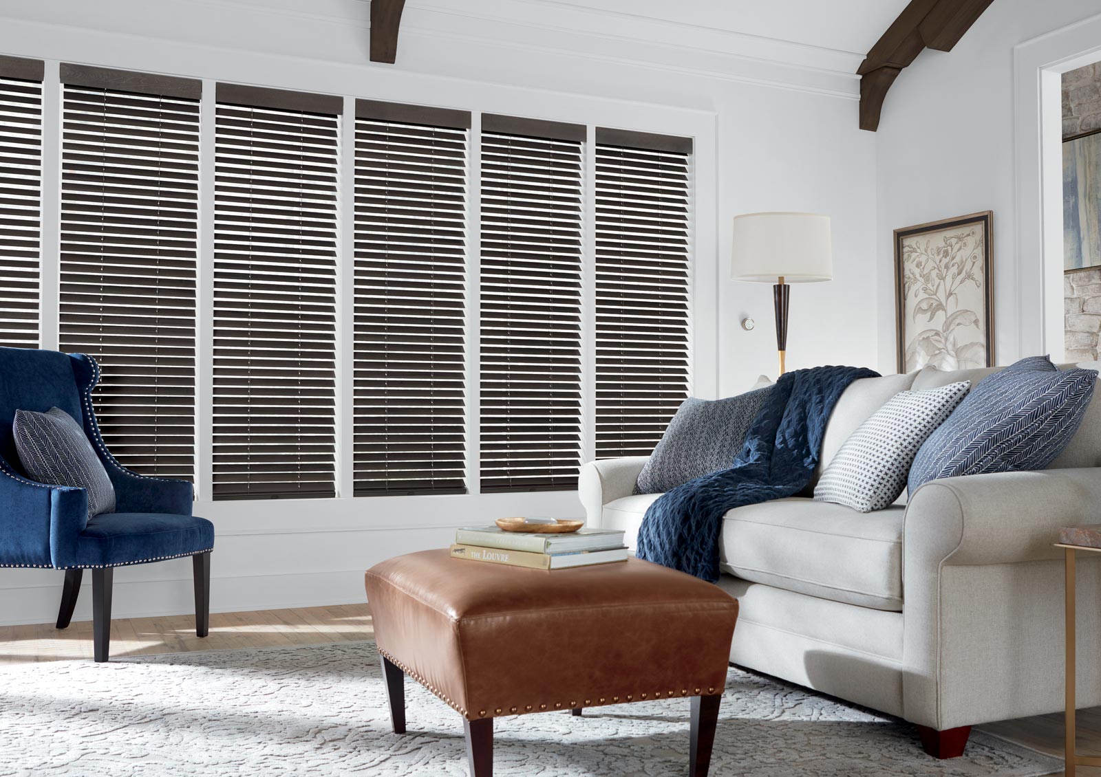 parkland-wood-blinds-hunter-douglas-integrated-windows-living-room-grey-after